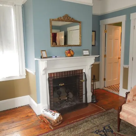 Mary Prentiss Inn-3